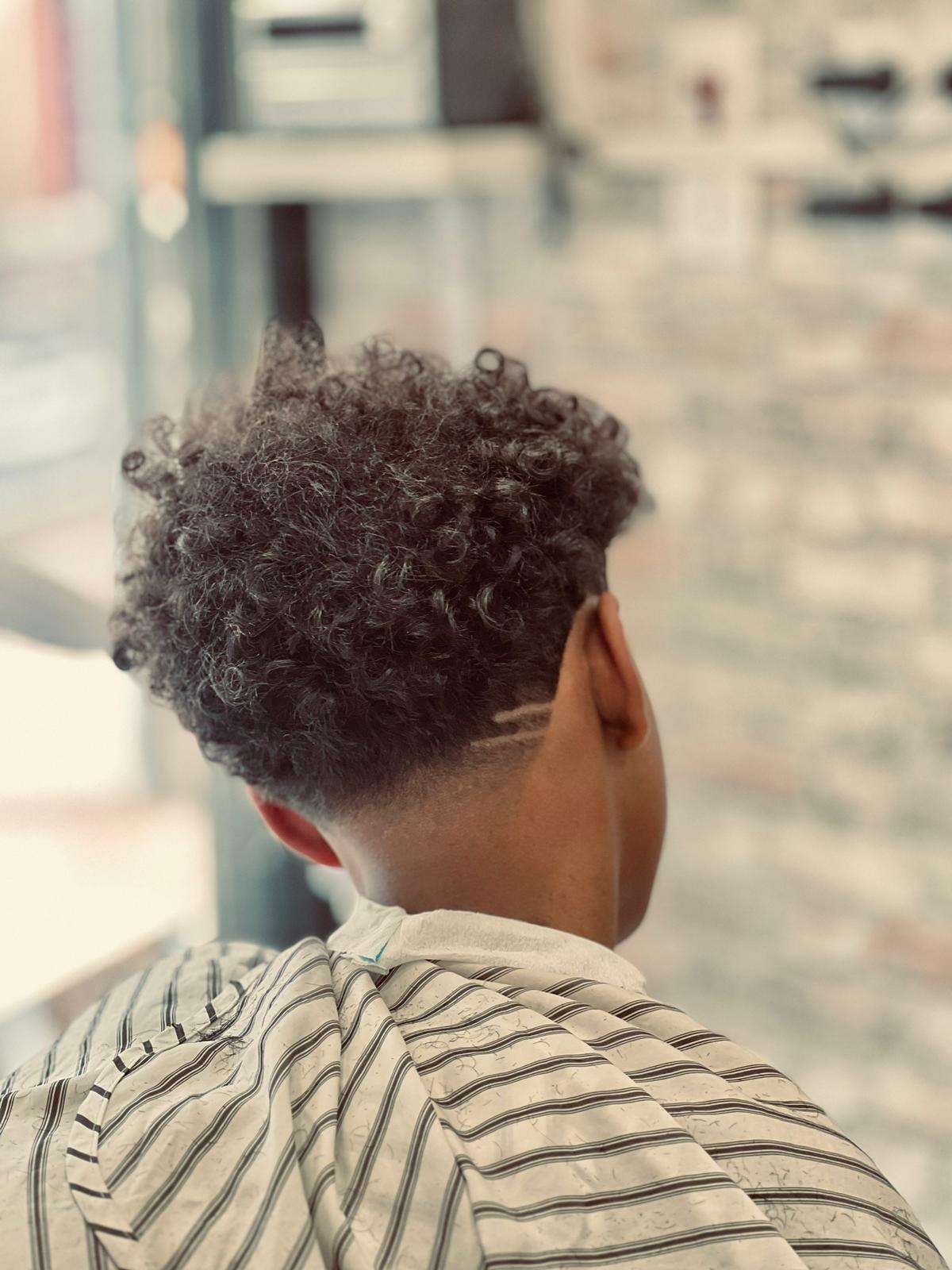 Balayage blond lumineux — Salon des Familles Asnières